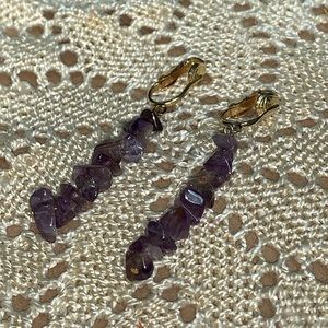 Lovely vintage polished amethyst clip on earrings